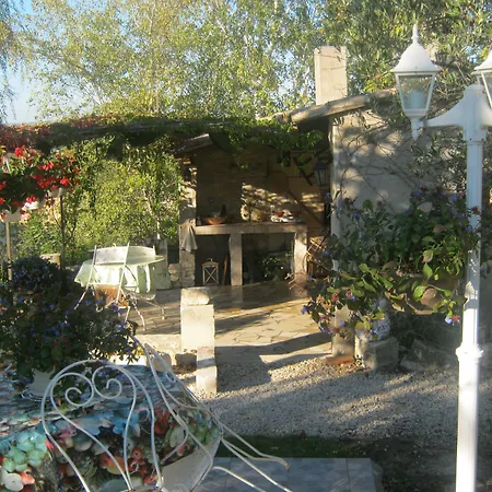 Bed and Breakfast D'hotes Les Cigales Comps (Gard)