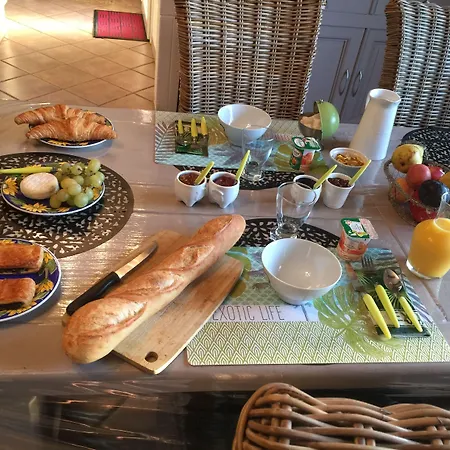 Bed and Breakfast D'hotes Les Cigales Comps (Gard)