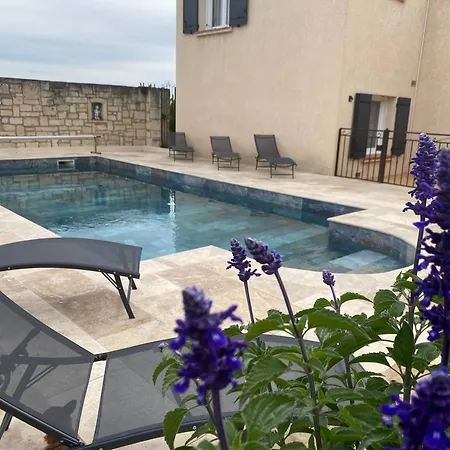 D'hotes Les Cigales Bed and Breakfast Comps (Gard)
