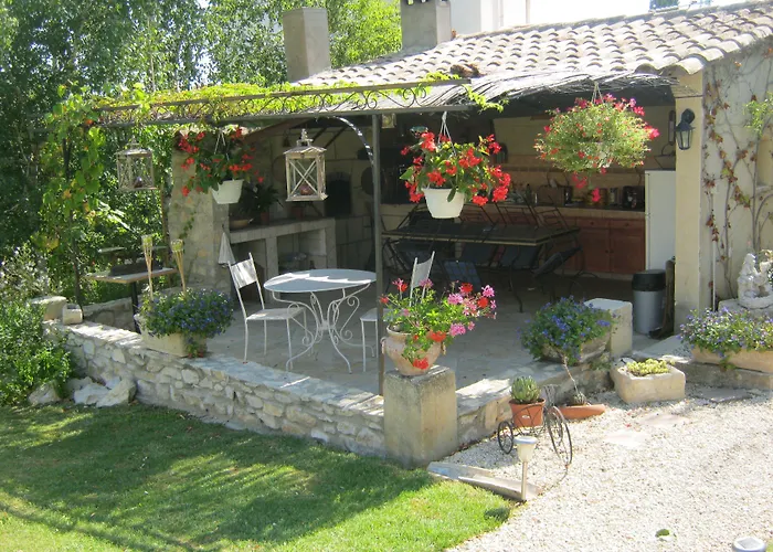 Frühstückspension D'hotes Les Cigales 3*